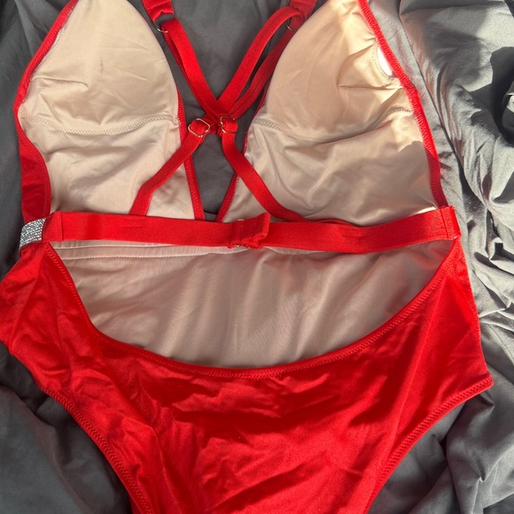 Victoria's Secret Bling Strap Swimsuit Fiery Red One-Piece sz medium new w/o tag - Picture 6 of 10